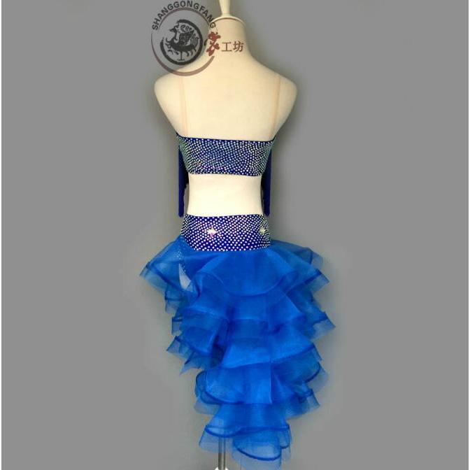 社交ダンスドレス 社交ダンス 衣装 モダンドレス 大きい裾 社交ダンス競技用のドレス ダンスウエア 練習服 競技着 演出用 衣装 社交ダンス 社交ダンスドレス 豪華 開場ドレス ワンピース