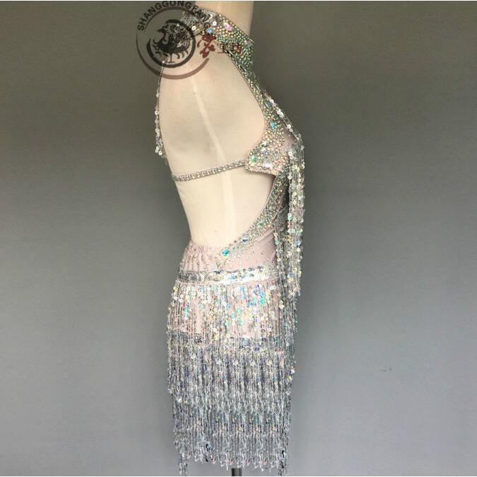 社交ダンスドレス 社交ダンス 衣装 モダンドレス 大きい裾 社交ダンス競技用のドレス ダンスウエア 練習服 競技着 演出用 衣装 社交ダンス 社交ダンスドレス 豪華 開場ドレス ワンピース