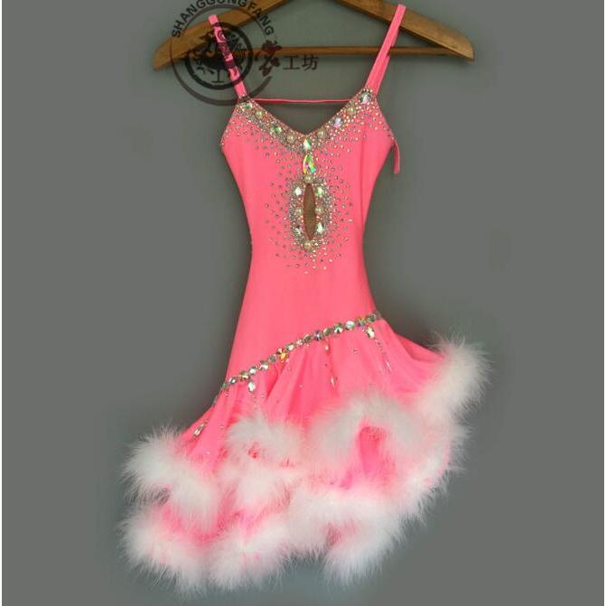 社交ダンスドレス 社交ダンス 衣装 モダンドレス 大きい裾 社交ダンス競技用のドレス ダンスウエア 練習服 競技着 演出用(11785円)