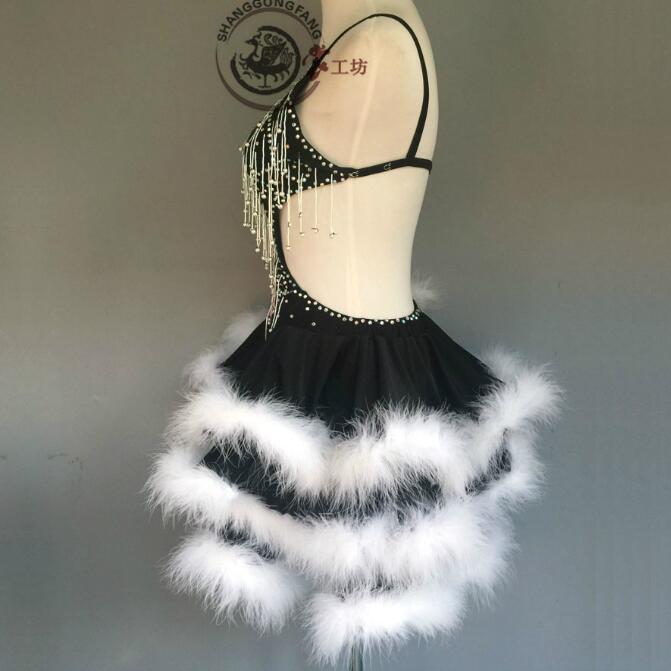 社交ダンスドレス 社交ダンス 衣装 モダンドレス 大きい裾 社交ダンス競技用のドレス ダンスウエア 練習服 競技着 演出用 衣装 社交ダンス 社交ダンスドレス 豪華 開場ドレス ワンピース