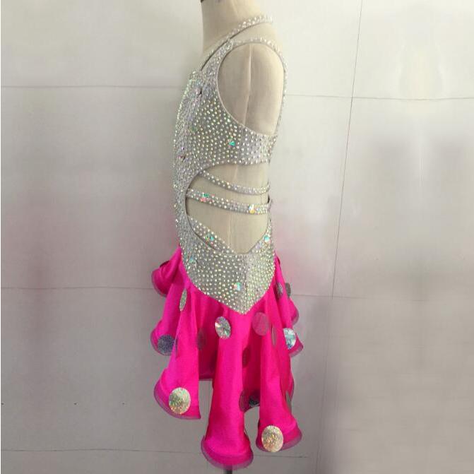 社交ダンスドレス 社交ダンス 衣装 モダンドレス 大きい裾 社交ダンス競技用のドレス ダンスウエア 練習服 競技着 演出用 衣装 社交ダンス 社交ダンスドレス 豪華 開場ドレス ワンピース