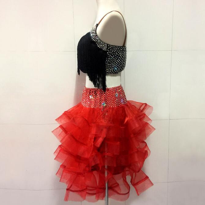 社交ダンス衣装 ラテンダンス衣装 ダンスドレス ラテンドレス ダンス チャチャ タンゴ 衣装 ダンスウエア 競技 高級ドレス ワンピース     商品情報    ご入金確認後、メーカー取り寄せの為、15-20営業日以内（土日祝除く）に発送、発送後３日前後での到着予定で J1328919797(12240円)