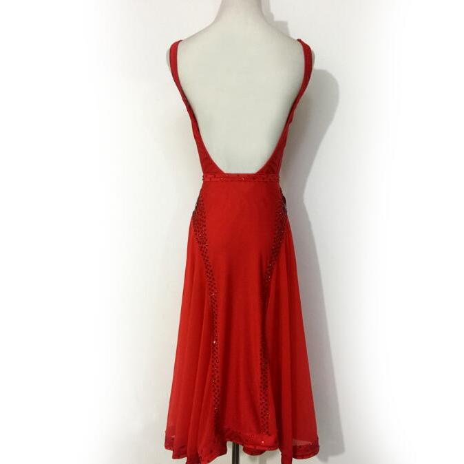 社交ダンスドレス 社交ダンス 衣装 モダンドレス 大きい裾 社交ダンス競技用のドレス ダンスウエア 練習服 競技着 演出用 衣装 社交ダンス 社交ダンスドレス 豪華 開場ドレス ワンピース