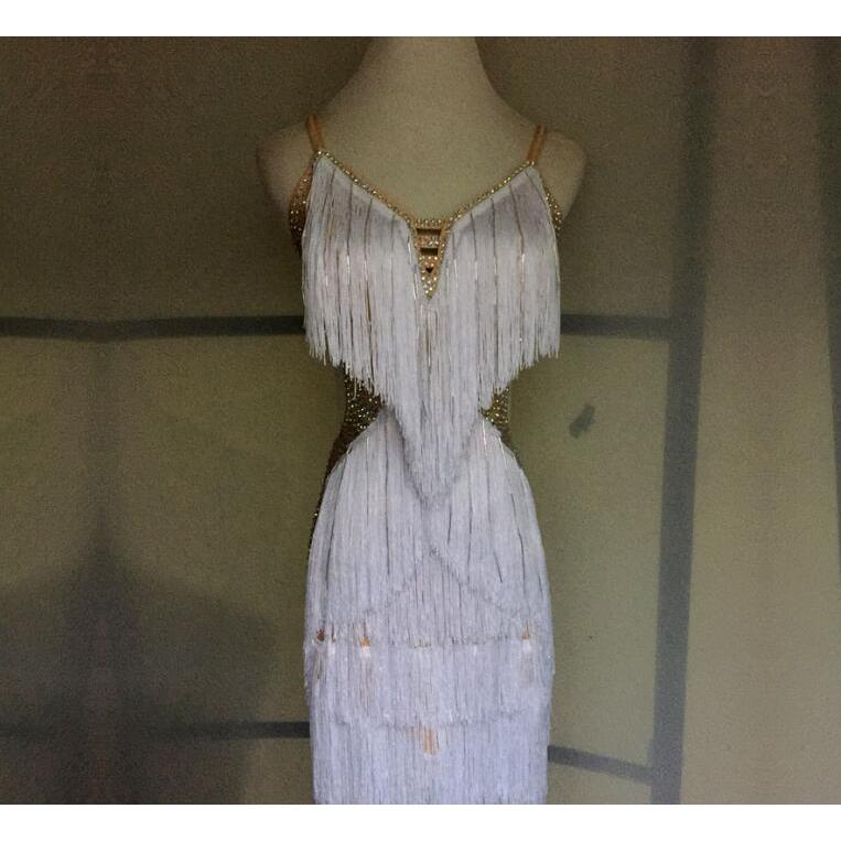 社交ダンスドレス 社交ダンス 衣装 モダンドレス 大きい裾 社交ダンス競技用のドレス ダンスウエア 練習服 競技着 演出用(10465円)