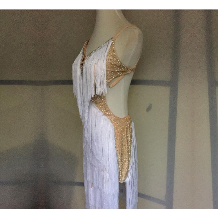 社交ダンスドレス 社交ダンス 衣装 モダンドレス 大きい裾 社交ダンス競技用のドレス ダンスウエア 練習服 競技着 演出用 衣装 社交ダンス 社交ダンスドレス 豪華 開場ドレス ワンピース