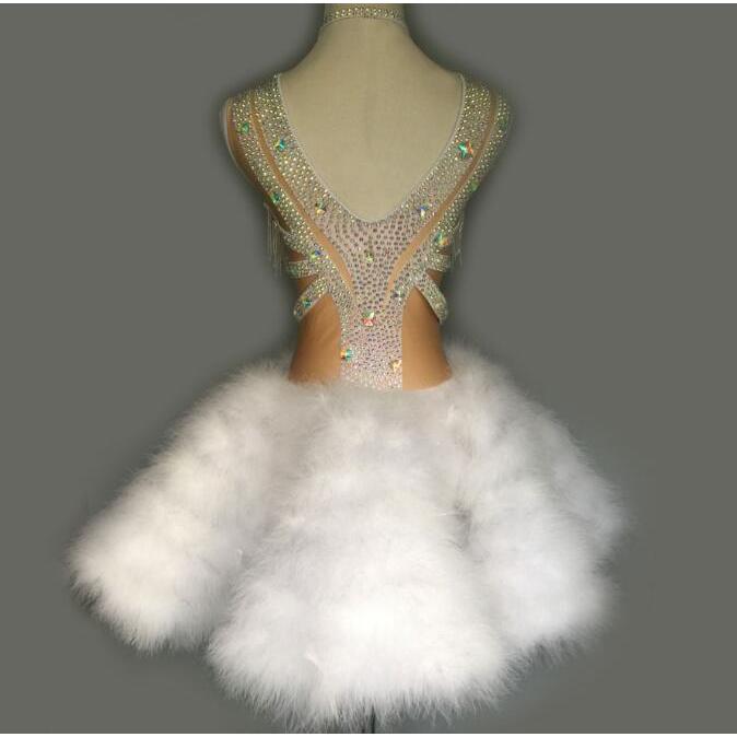 社交ダンスドレス 社交ダンス 衣装 モダンドレス 大きい裾 社交ダンス競技用のドレス ダンスウエア 練習服 競技着 演出用 衣装 社交ダンス 社交ダンスドレス 豪華 開場ドレス ワンピース