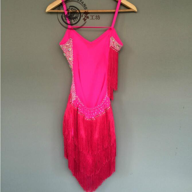 社交ダンスドレス 社交ダンス 衣装 モダンドレス 大きい裾 社交ダンス競技用のドレス ダンスウエア 練習服 競技着 演出用 衣装 社交ダンス 社交ダンスドレス 豪華 開場ドレス ワンピース