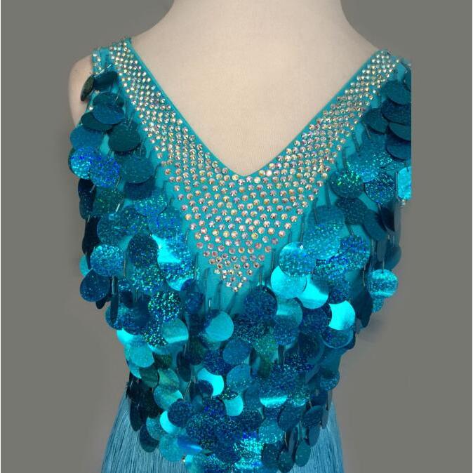 社交ダンスドレス 社交ダンス 衣装 モダンドレス 大きい裾 社交ダンス競技用のドレス ダンスウエア 練習服 競技着 演出用 衣装 社交ダンス 社交ダンスドレス 豪華 開場ドレス ワンピース