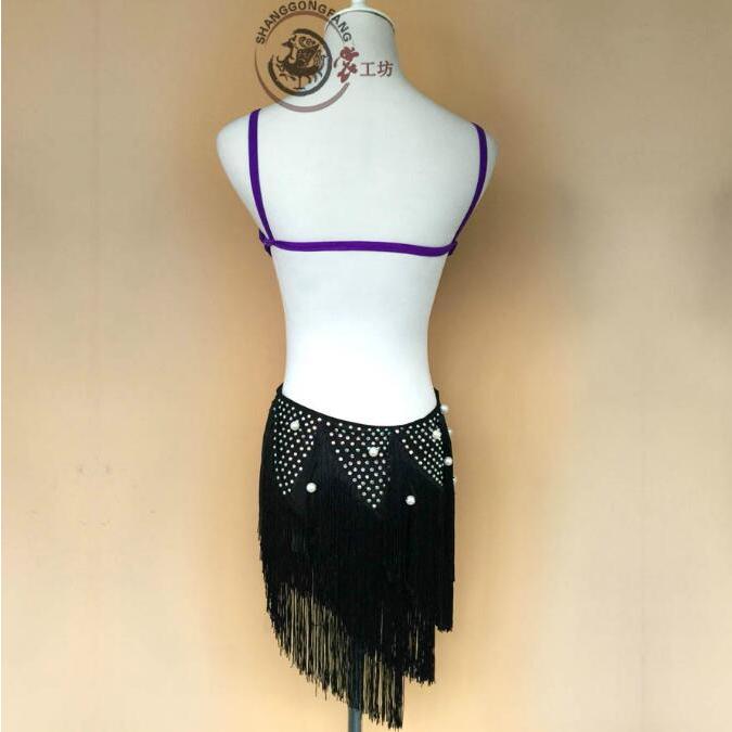 社交ダンスドレス 社交ダンス 衣装 モダンドレス 大きい裾 社交ダンス競技用のドレス ダンスウエア 練習服 競技着 演出用     商品情報    ご入金確認後、メーカー取り寄せの為、15-20営業日以内（土日祝除く）に発送、発送後３日前後での到着予定でございます。 送料について：全国一律1点880円（沖縄、 OC1117156809(10290円)