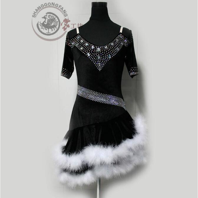 社交ダンスドレス 社交ダンス 衣装 モダンドレス 大きい裾 社交ダンス競技用のドレス ダンスウエア 練習服 競技着 演出用