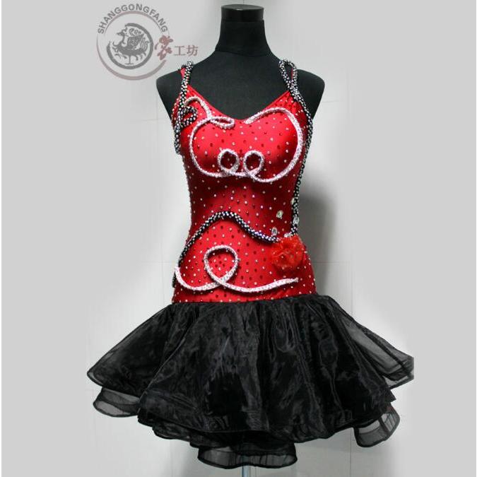 社交ダンスドレス 社交ダンス 衣装 モダンドレス 大きい裾 社交ダンス競技用のドレス ダンスウエア 練習服 競技着 演出用(10465円)