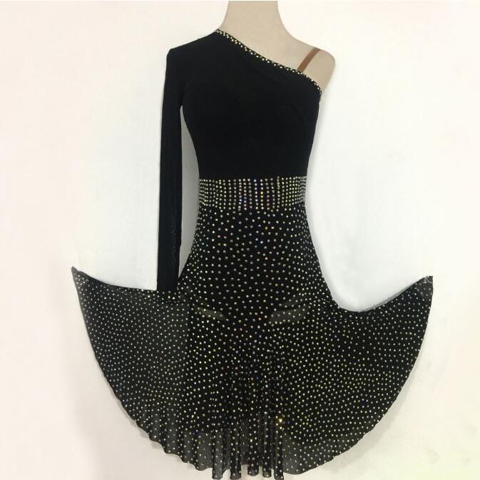 社交ダンスドレス 社交ダンス 衣装 モダンドレス 大きい裾 社交ダンス競技用のドレス ダンスウエア 練習服 競技着 演出用