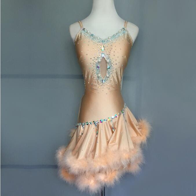 社交ダンスドレス 社交ダンス 衣装 モダンドレス 大きい裾 社交ダンス競技用のドレス ダンスウエア 練習服 競技着 演出用