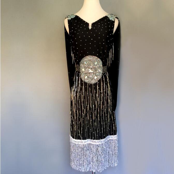 社交ダンスドレス 社交ダンス 衣装 モダンドレス 大きい裾 社交ダンス競技用のドレス ダンスウエア 練習服 競技着 演出用