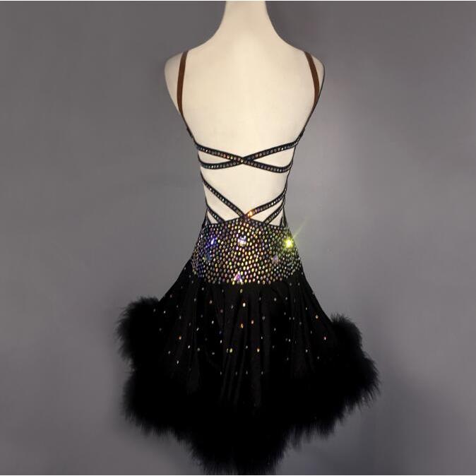 社交ダンスドレス 社交ダンス 衣装 モダンドレス 大きい裾 社交ダンス競技用のドレス ダンスウエア 練習服 競技着 演出用 衣装 社交ダンス 社交ダンスドレス 豪華 開場ドレス ワンピース