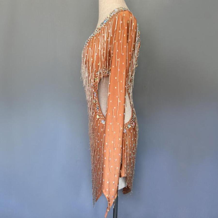 【美品】 社交ダンスドレス 社交ダンス 衣装 モダンドレス 大きい裾 社交ダンス競技用のドレス ダンスウエア 練習服 競技着 演出用 【IQY6552017879】(22932円)