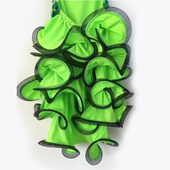 社交ダンスドレス 社交ダンス 衣装 モダンドレス 大きい裾 社交ダンス競技用のドレス ダンスウエア 練習服 競技着 演出用 衣装 社交ダンス 社交ダンスドレス 豪華 開場ドレス ワンピース