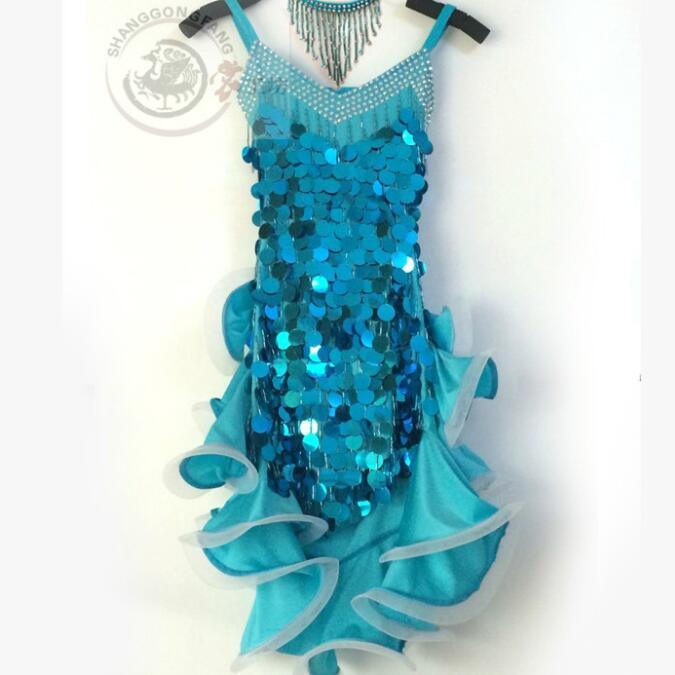 社交ダンスドレス 社交ダンス 衣装 モダンドレス 大きい裾 社交ダンス競技用のドレス ダンスウエア 練習服 競技着 演出用