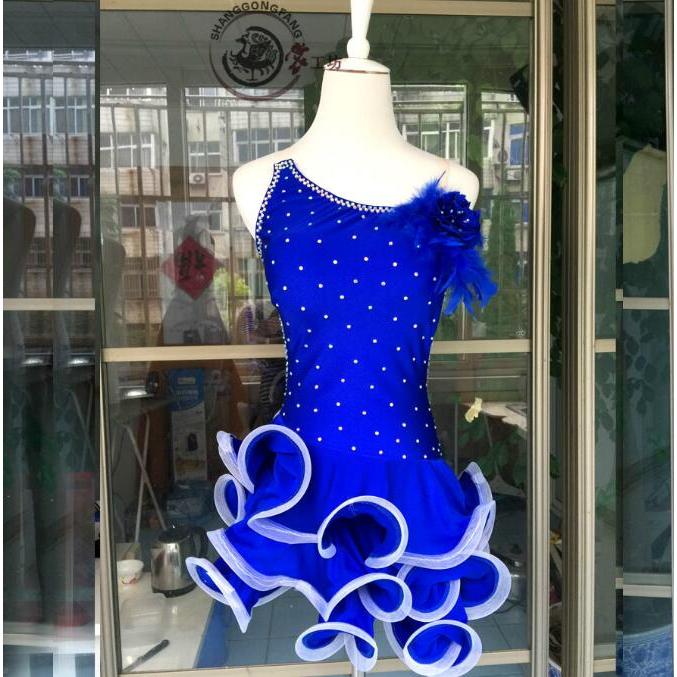 社交ダンスドレス 社交ダンス 衣装 モダンドレス 大きい裾 社交ダンス競技用のドレス ダンスウエア 練習服 競技着 演出用