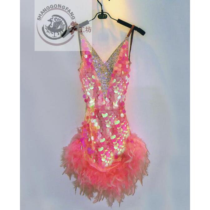 社交ダンスドレス 社交ダンス 衣装 モダンドレス 大きい裾 社交ダンス競技用のドレス ダンスウエア 練習服 競技着 演出用