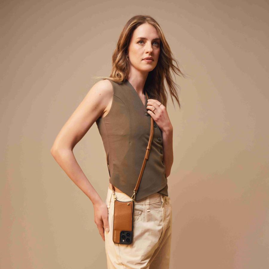 【美品】BANDOLIER iPhone16 エマ シエンナ BANDOLIER / EMMA SIENNA iphone16 シリーズケース｜ESTNATION ONLINE