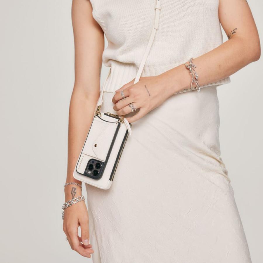 バンドリヤー iPhone15 ホワイト 定価16500円 バンドリヤー iPhone15 ホワイト 定価16500円 BANDOLIER バンド