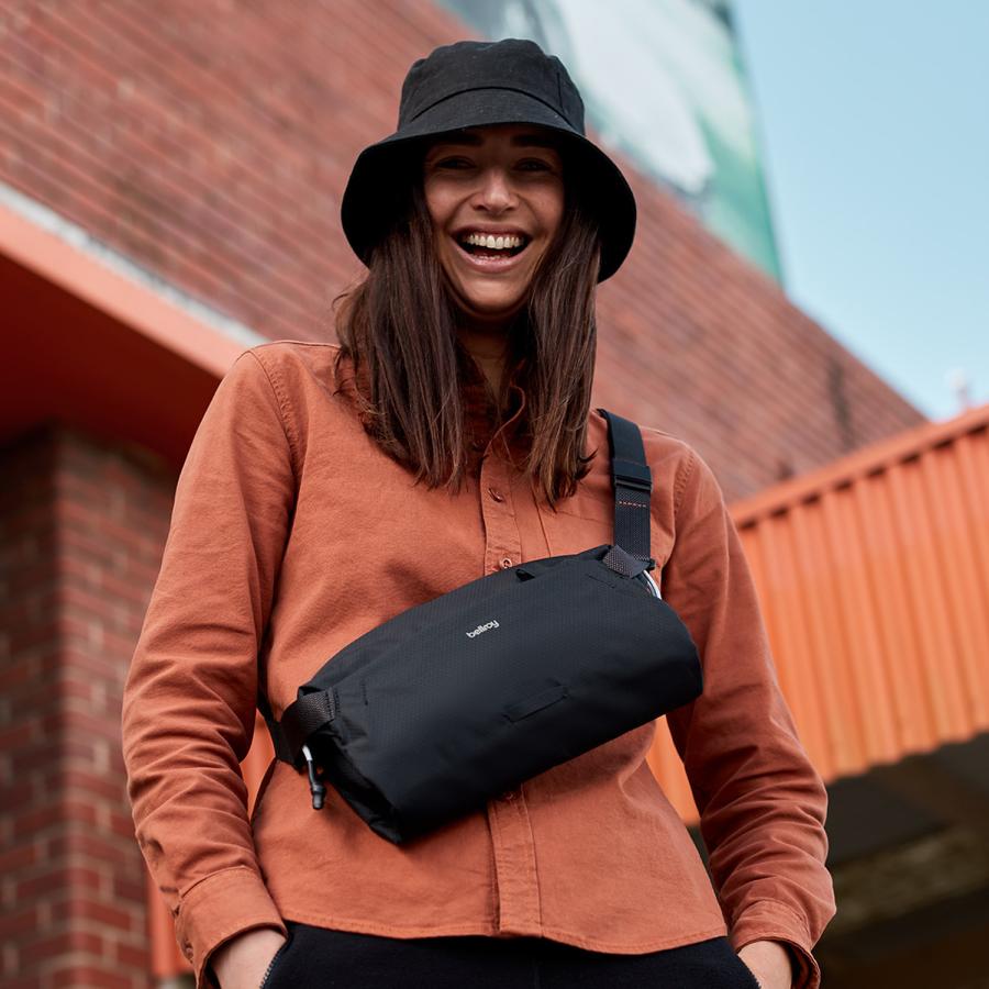 Bellroy ベルロイ バッグ ウエストバッグ ウエストポーチ ライト スリング メンズ レディース 耐水 軽量 斜め掛け LITE SLING ブラック ベージュ 黒 | Bellroy | 04