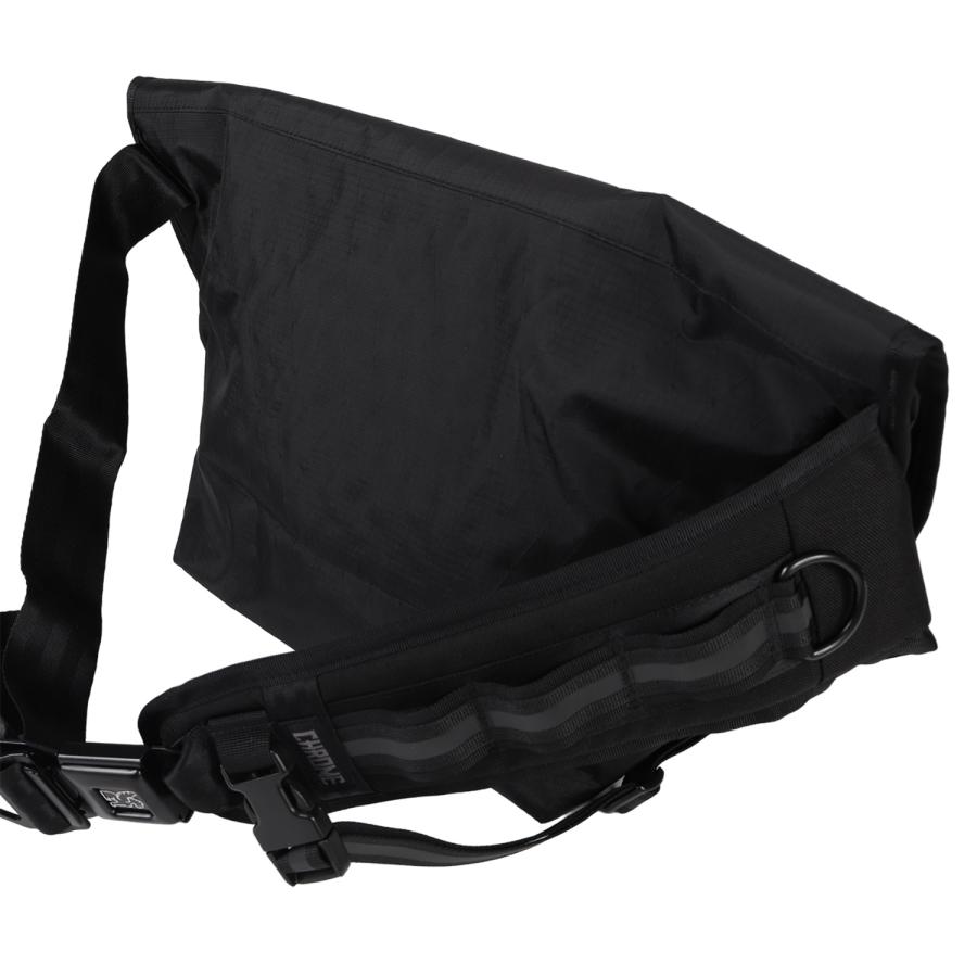 美品　Chrome メッセンジャーバッグ MINI METRO 斜め掛け　黒 CHROME クローム BG-001 MINI METRO MESSENGER BAG ミニメトロ