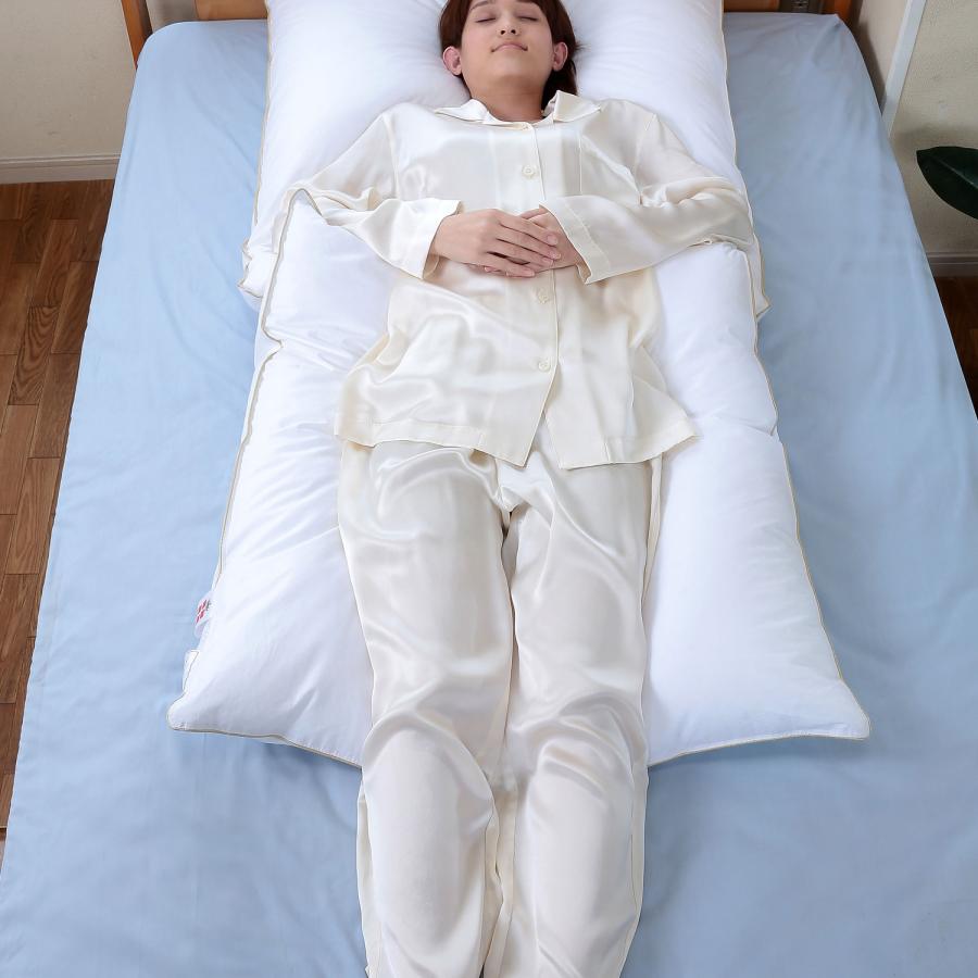 フォスフレイクス fossflakes 枕 75×75cm