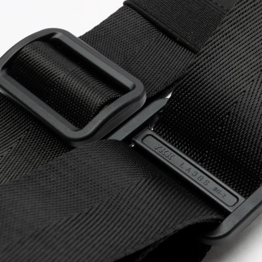 NIID ニード ショルダーバッグ ボディーバッグ アン ロ プラス メンズ