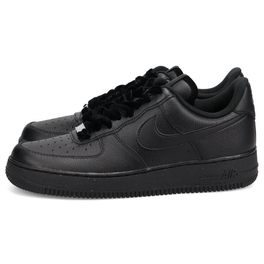新品 ナイキ ウィメンズ エア フォース 1 '07 ビンテージ 黒 25cm NIKE（ナイキ） ウィメンズ エアフォース1 07 ヴィンテージ スニーカー