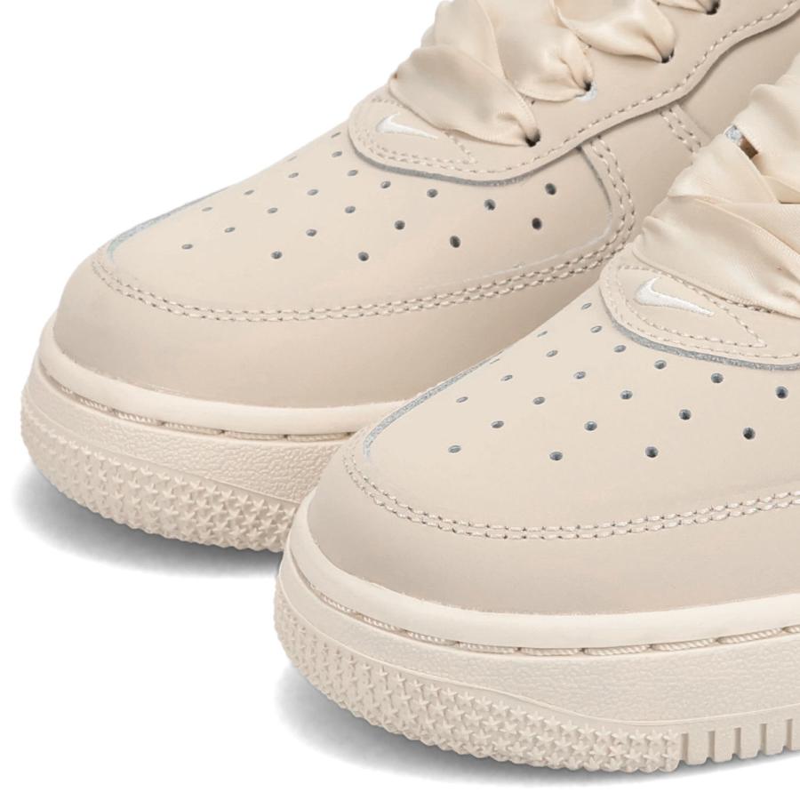 NIKE（ナイキ） ウィメンズ エアフォース1 レトロ プレミアム