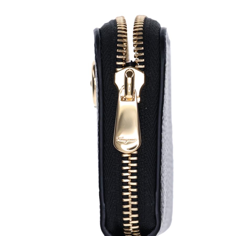 FERRAGAMO Salvatore Ferragamo サルヴァトーレ フェラガモ 財布
