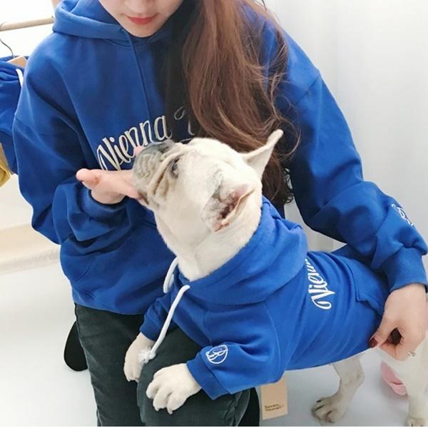 犬 猫 飼い主とお揃い おそろい 服 フリーサイズ ブラック ブルー セット パーカー フード付き 寒さ対策 お散歩 おしゃれ 送料込み |  | 02