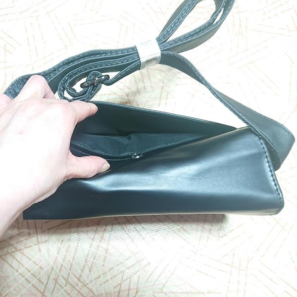 女性用 レディース 肩掛けバッグ ボディバッグ 斜めがけ おしゃれ 光沢 黒 鞄 軽量 小さめ 旅行 アウトドア お出かけ ショルダーバッグ 返品可能 |  | 14