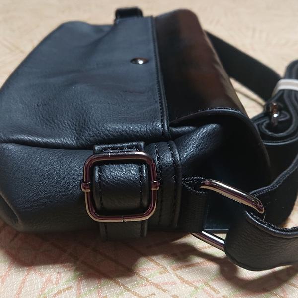 女性用 レディース 肩掛けバッグ ボディバッグ 斜めがけ おしゃれ 光沢 黒 鞄 軽量 小さめ 旅行 アウトドア お出かけ ショルダーバッグ 返品可能 |  | 03