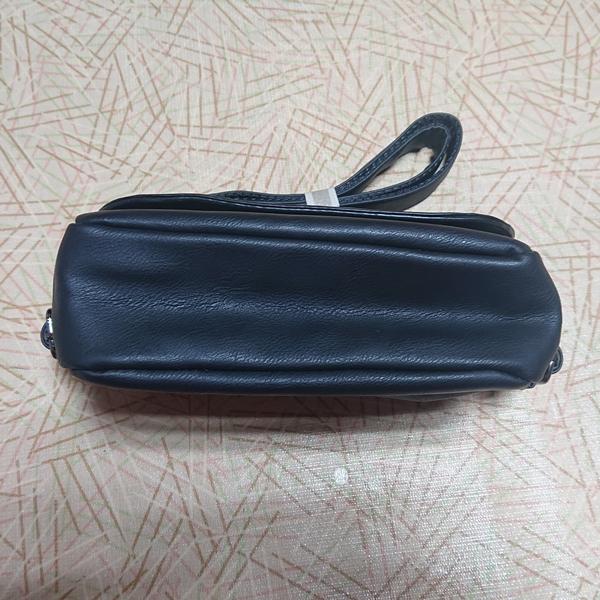 女性用 レディース 肩掛けバッグ ボディバッグ 斜めがけ おしゃれ 光沢 黒 鞄 軽量 小さめ 旅行 アウトドア お出かけ ショルダーバッグ 返品可能 |  | 06