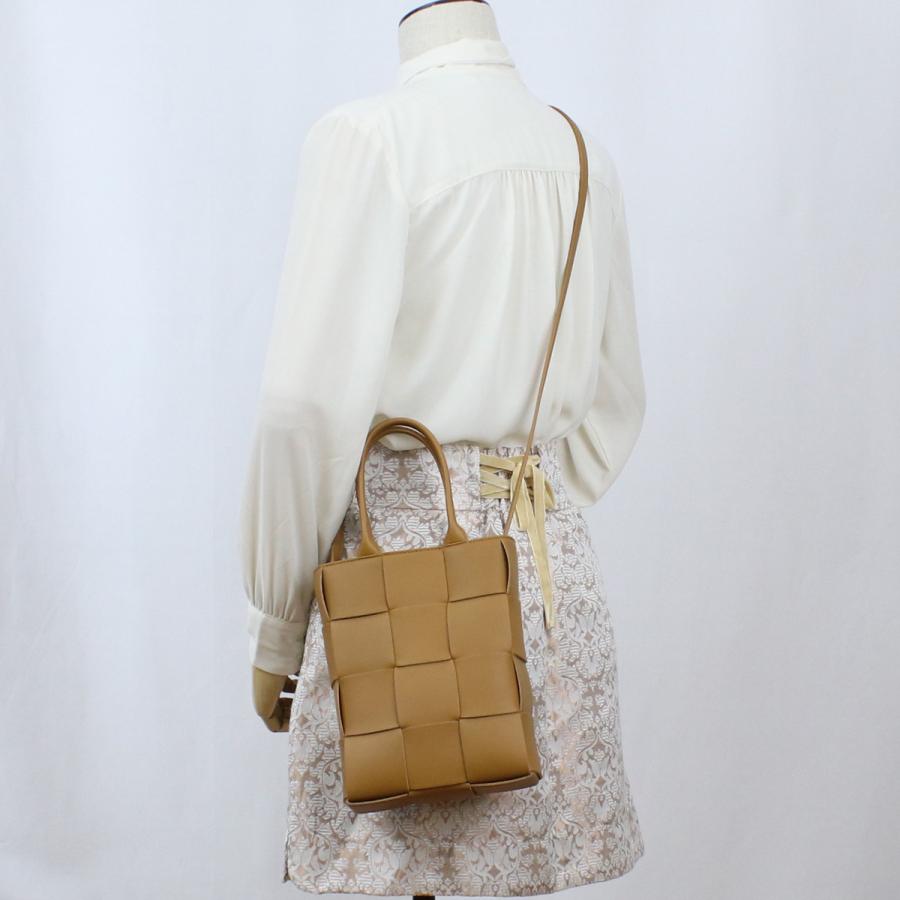BOTTEGA VENETA ボッテガ・ヴェネタ トートバッグ 709341 VMAY1 2593 レディース ブラウン 爆買の画像