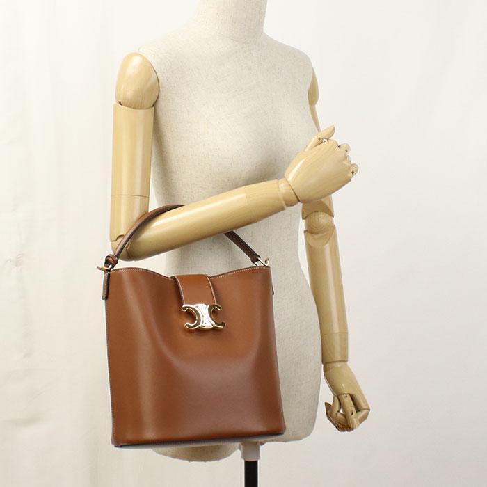 CELINE（セリーヌ） ショルダーバッグ Medium Bucket Louise