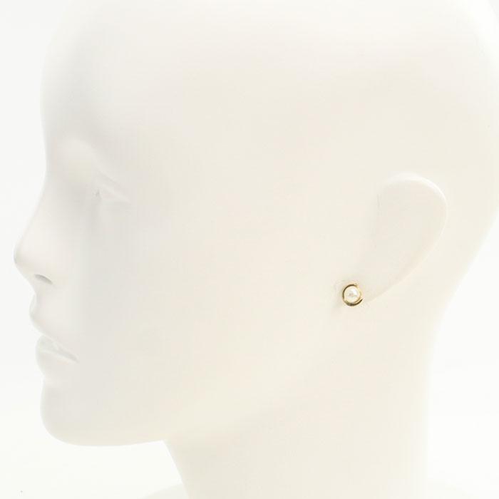 CELINE ネックレス＆パールピアス 2点セット　美品 CELINE（セリーヌ） レ・パール スタッズピアス 3点セット B104V 6PRB