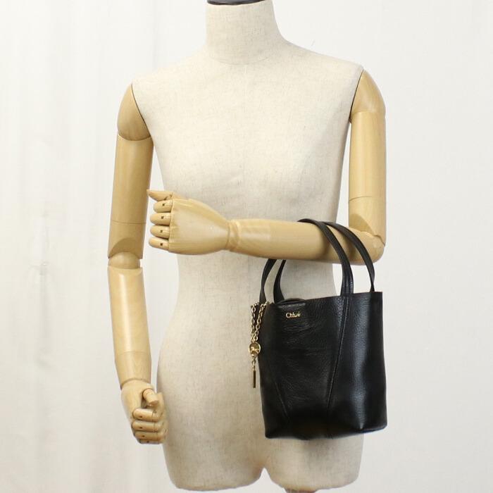 Chloe（クロエ） トートバッグ CH25SS812N84 0012WAY レディース
