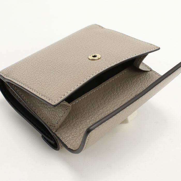 Chloe（クロエ） 三つ折り財布 小銭入付き グレインレザー製 Envelope