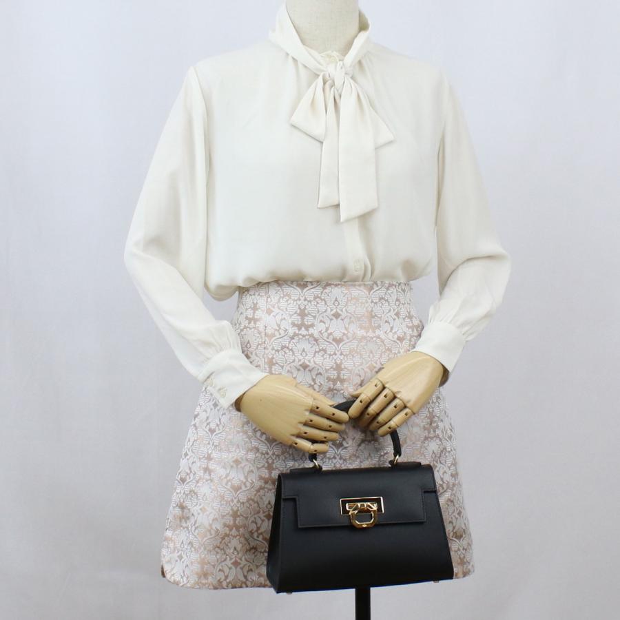 CARBOTTI ハンドバッグ 黒 ショルダー革 本革 フォーマル GRETA 245