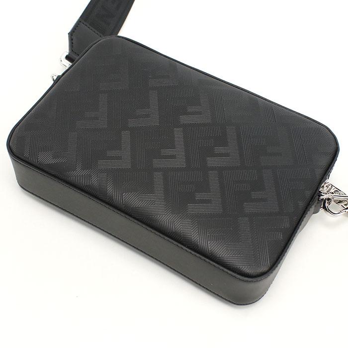 【父の日】FENDI フェンディ ショルダーバッグ ダイアゴナル カメラケース 7M0286 AQW1 F0GXN メンズ ブラック 爆買の画像