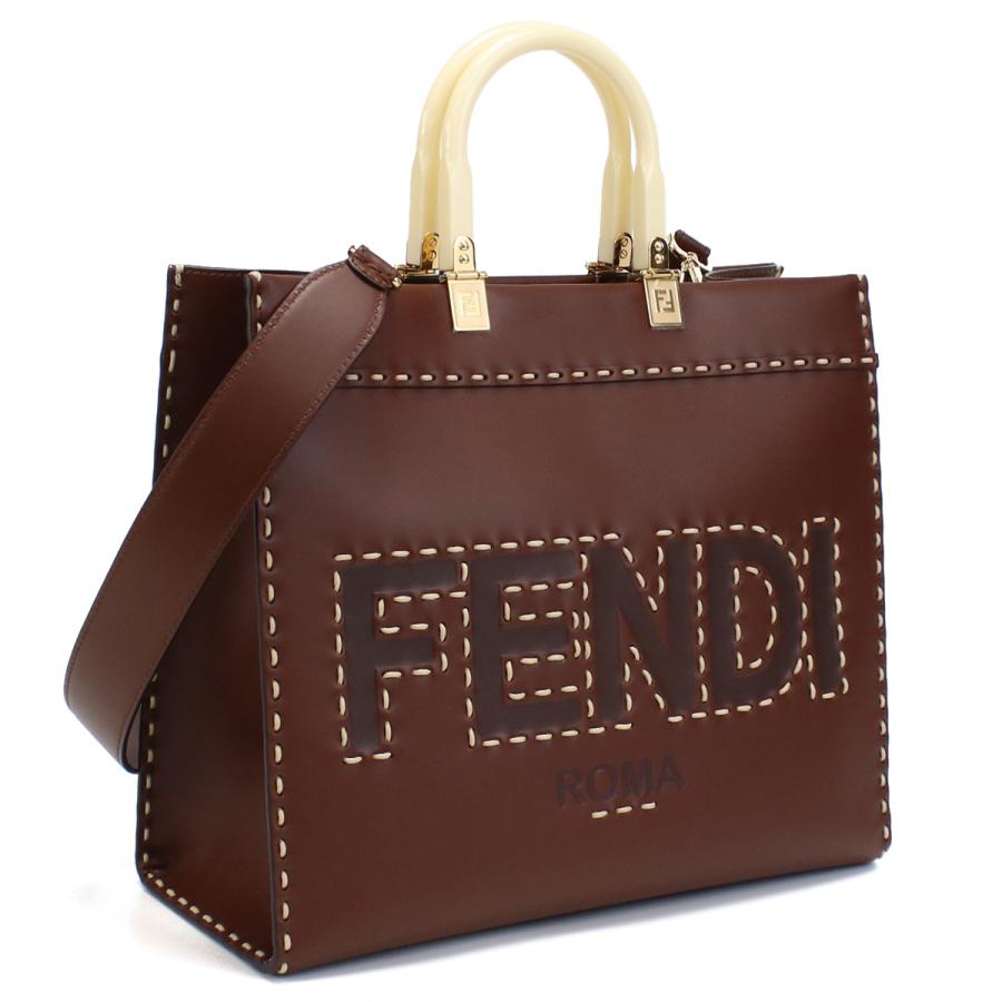 Fendi ロゴ入りブラウンバッグ