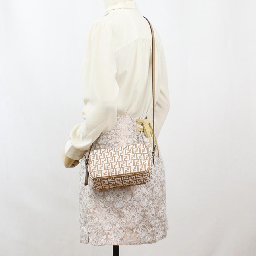 FENDI フェンディ 斜め掛けショルダー 8BS077 APZQ F1MB1 ブラウン系  