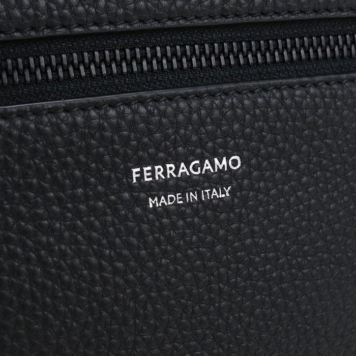 【父の日】FERRAGAMO フェラガモ 斜め掛け ショルダーバッグ 24-0131  メンズ ブラック 爆買の画像