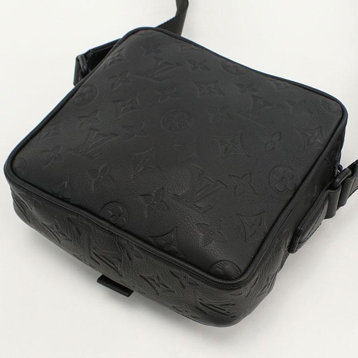 LOUIS VUITTON（ルイ・ヴィトン） 斜め掛け ショルダーバッグ M12516