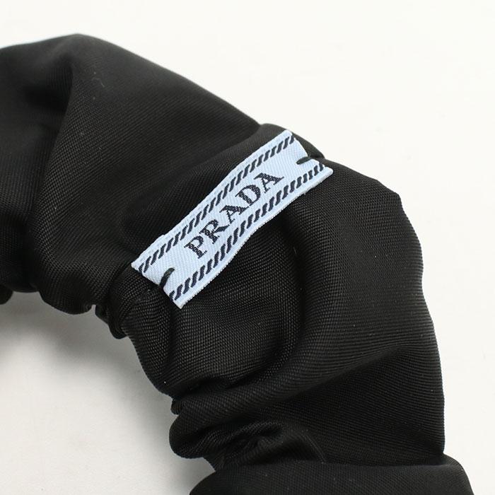 PRADA プラダ シュシュ 1IF015 2DMI F0002 レディース ブラック 爆買の画像