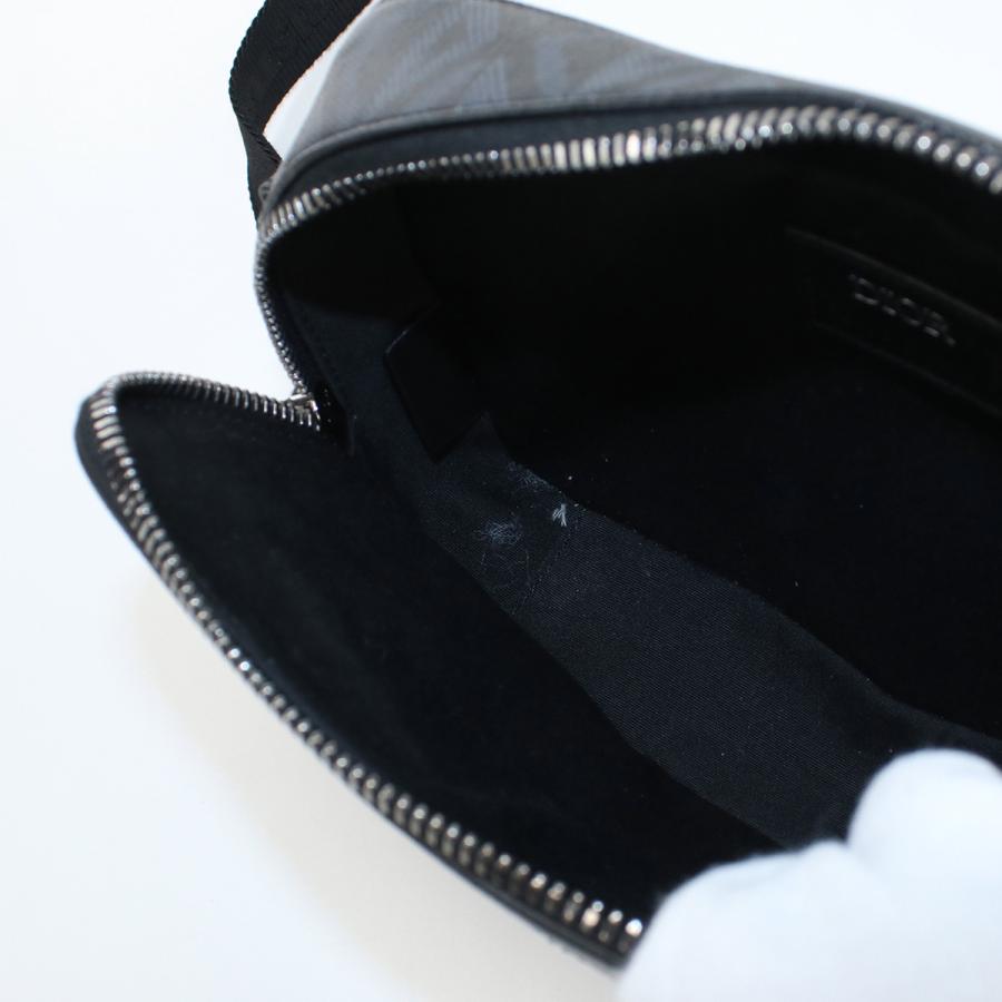 Christian Dior 中古良品Christian CDダイヤモンドキャンバ Christian Dior 中古良品Christian CDダイヤモンドキャンバ